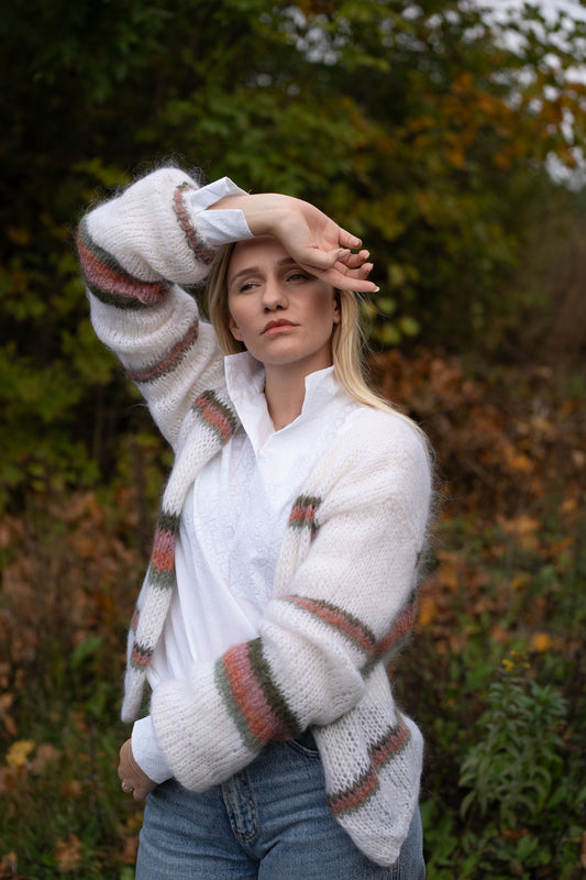 Drømmeblusen Hvit med hvitt broderi