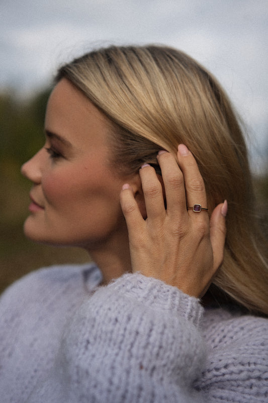 Ring i forgylt sølv med ametyst RO