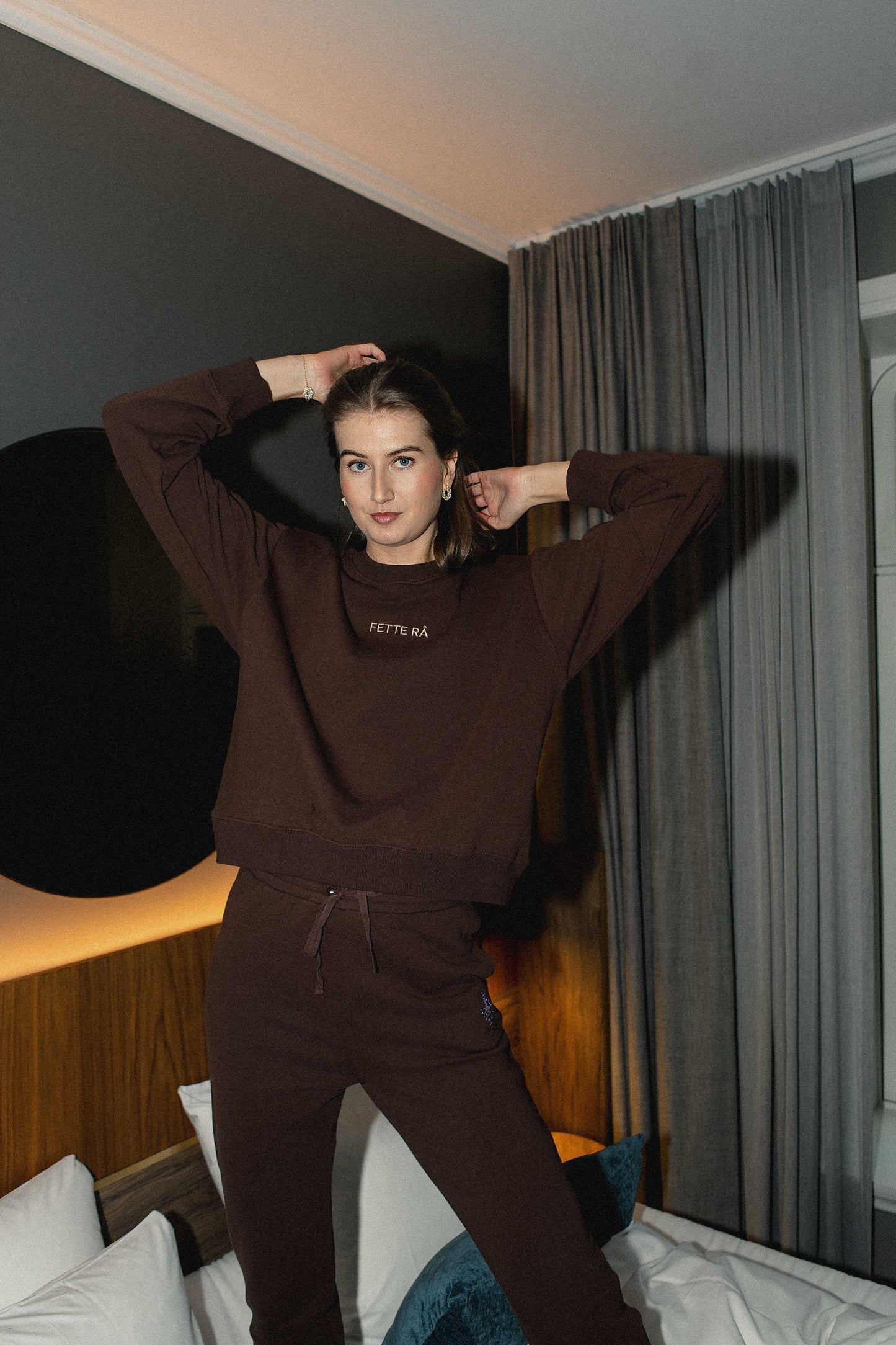 Lyng Fette Rå - Brun genser