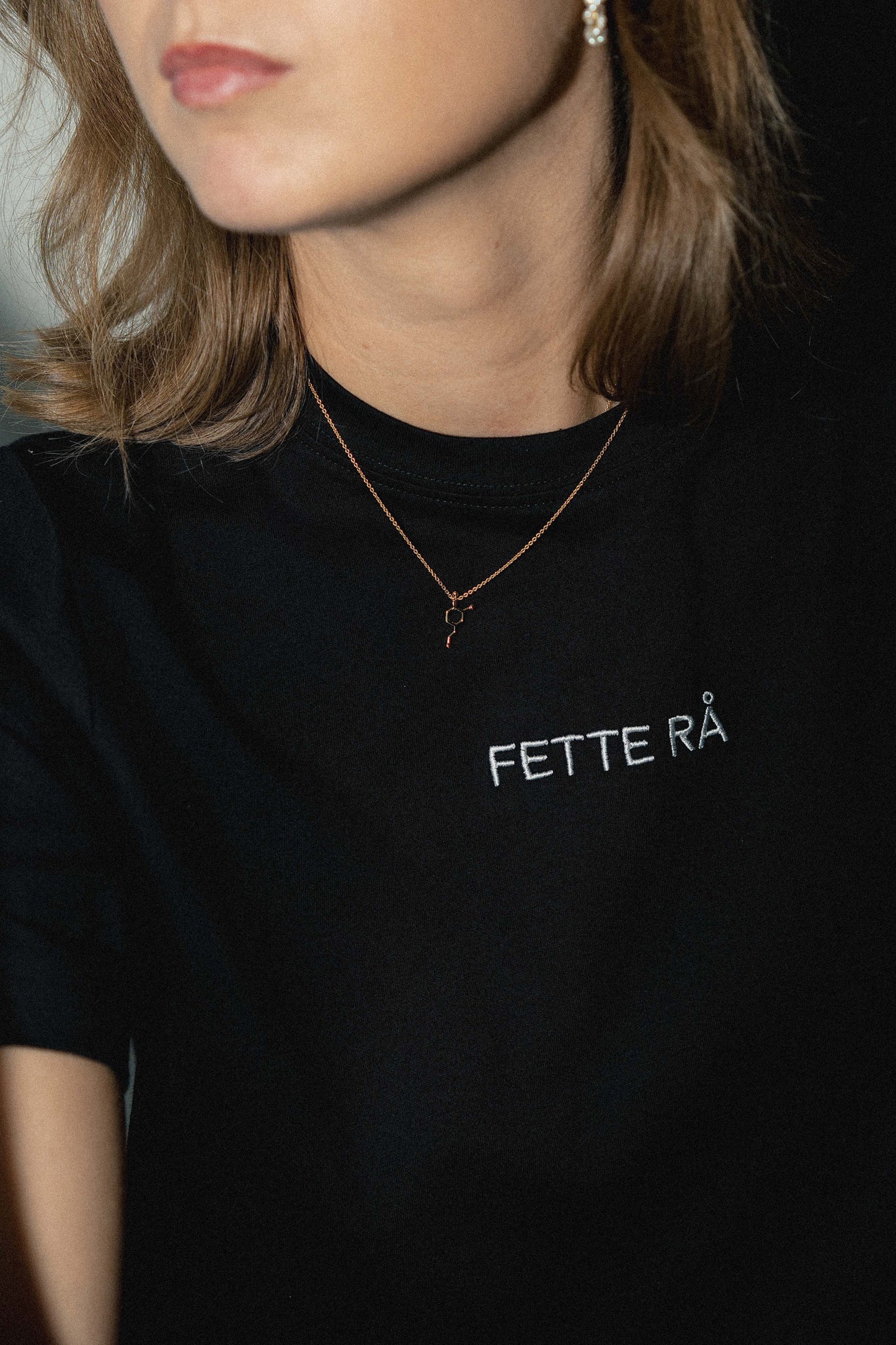 Lyng Fette Rå T-skjorte - Sort